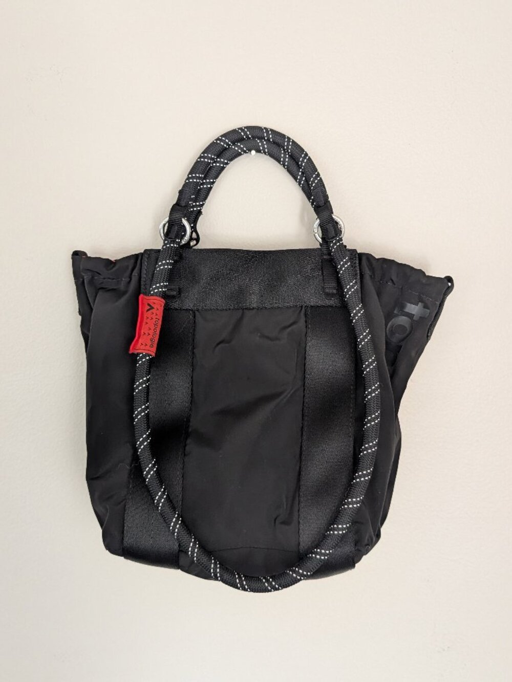 Topologie Summit Tote Small + 10mm Rope Loop Black + Black)
